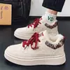 Sapatos Masculinos Quentes de Pelúcia Espessada para o Inverno 2026 Nova Tendência Estilosos Versáteis Casuais Esportivos Tênis de Skate