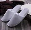 Pantuflas Desechables Rayadas de Coral Fleece Engrosadas Antideslizantes al por Mayor de Fábrica para Hoteles, Casas de Huéspedes y Posadas, Artículos Portátiles Populares de Venta Caliente