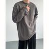 Camiseta preta de gola redonda de manga comprida masculina com design de punho solto primavera nova camisa de base interna masculina para todos os jogos