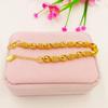 Pulsera hueca exquisita de latón chapado en oro al por mayor, chapado al vacío, joyería de imitación de oro, ventas directas de fabricantes, joyería para damas