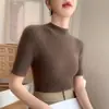 Suéter adelgazante de manga corta con cuello semi-alto para proteger el cuello, versátil para primavera y verano, adecuado para usar en capas o solo, un básico elegante