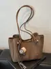 Bolso Tote Casual de Moda 2025 Nuevo Estilo Coreano Nicho de Moda Bolso de Hombro Elegante de Alto Valor Bolso de Axila