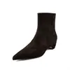 Botas femininas curtas com forro de camurça de ovelha, design que aumenta a altura, ajuste justo, novidades de outono, bico fino, zíper lateral, salto médio 5,5CM, botas únicas