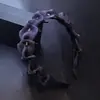 Atacado de acessórios de cabelo coreanos: Faixa de cabelo de cristal plissada ondulada em malha vintage, faixa de cabelo com pente de pérola dentado antiderrapante para mulheres
