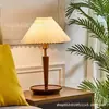 Luminária de cabeceira de quarto simples criativa ajustável de madeira maciça decorativa estilo chinês novo proteção ocular plissada retrô nórdica
