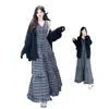 Conjunto de dos piezas de otoño de talla grande estilo retro holgado para mm gorditas Vestido chaleco a cuadros con cuello en V + Cárdigan de punto