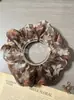 Elásticos para el pelo coloridos, elegantes y artísticos, scrunchies de malla floral de alta elasticidad, accesorios en stock para venta al por mayor