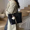 Bolso de Gran Capacidad para Mujer 2025 Nuevo Otoño e Invierno Bolso de Hombro Retro de Ante Bolso Tote Simple para el Trabajo y el Viaje Diario