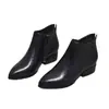 Botas de tornozelo baixas de bico fino versáteis estilo francês para o outono/inverno de 2026 para mulheres, botas Martin de couro macio com forro de lã, botas simples de couro macio para mulheres