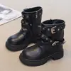 Vestido de estilo retro para niña. Botas Martens 2026 Otoño/Invierno Nuevas Llegadas Niños Suela Suave Cómodas Botas de Princesa Niños Medianos y Grandes Botas de Media Caña Modernas
