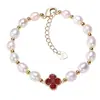 Pulsera de Trébol de Cuatro Hojas de Perlas de Imitación Estilo Nuevo para Mujer Mejor Amiga Lujo Ligero Alto Valor Diseño de Nicho Estilo Ins Estilo Mori Elegante