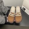 Sapatos de Plataforma Britânicos Versáteis com Solado Grosso, Peludos, para Mulheres Petite 2025, Mocassins Retrô, Novos Sapatos Baixos, Outono e Inverno