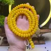 Fornecimento de fábrica verde vegetação tingido amarelo cera de abelha raiz de bodhi pulseira de 108 contas contas soltas acessórios joias DIY atacado