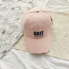 Boné de Baseball Rasgado Lavado Retrô Nicho Americano Feminino 2026 Primavera Verão Nova Moda Casal Boné Plano Casual