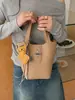 Bolso Modelo Nuevo 2026 para Mujer, Estilo de Nicho Moderno y a la Moda, Bolso de Hombro y Cruzado Súper Popular, Bolso Cubo para el Trabajo