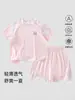 Conjunto de Dos Piezas de Manga Corta y Shorts de Secado Rápido para Niños, Ligero y Elástico, Ropa Deportiva Transpirable de Malla Amigable con la Piel para Niños y Niñas