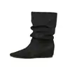 072-10 Botines Cortos Plisados de Ante Sintético para Mujer, Punta Fina, Tacón Oculto, Tacón de Cuña, Estilo Western, Botas para Mujer de Talla Grande, Botas de Ajuste Delgado