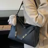 Bolso Versátil de Nicho para Mujer 2025 Nuevo Modelo Textura de Alta Calidad Bolso de Hombro Cruzado Súper Popular Bolso Tote de Gran Capacidad para el Trabajo