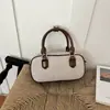 Bolso cuadrado pequeño de estilo coreano para mujer, perfecto para el uso diario, un bolso cruzado o de hombro moderno