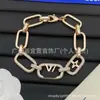 [Novidades Contínuas] Pulseira Cruzada Nova de Alta Qualidade Réplica Lv Letra V com Etiquetas, Artesanato de Ponta Atacado