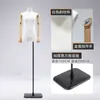 Modelo masculino de estilo coreano ajustado, accesorios de media figura humana, escaparate de ropa, modelo informal de moda, expositor de cuerpo entero