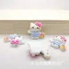 Gatinho de Vestir Desenho Animado Corpo Inteiro Laço Fofo Gato Kt Capa de Celular DIY Cabeça de Cola Cremosa Acessórios de Resina Material