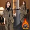 Cardigan de estilo estrangeiro da moda versátil terno casual feminino outono e inverno 2024 forrado de fleece espesso novo casaco conjunto de duas peças