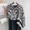 Lenço de Letras Tendência Versátil Novo Estilo com Toque de Algodão e Linho Falso para Mulheres, Lenço de Pescoço Elegante e Versátil, Xale para Ar Condicionado do Escritório