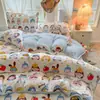 Conjunto de cuatro piezas de terciopelo de leche y felpa, fresco y lindo, engrosado para abrigar en invierno, funda de edredón de dibujos animados linda, juego de tres piezas para cama individual