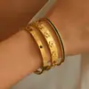 Pulseira de Trevo de Quatro Folhas Transfronteiriça Europeia e Americana, Pulseira de Flor de Trevo de Quatro Folhas Versátil de Alto Padrão, Joia Exquisita de Aço Titânio, Item de Moda Popular