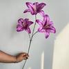 3 cabeça lírio 3D impressão fita material high-end casamento lírio enfeite falso flor salão de casamento fundo principal simulação flor