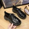 Zapatos de Cuero con Suela Gruesa 2026 Nuevo Estilo Británico Retro Primavera y Otoño Zapatos Jk Negros Versátiles con Falda Mocasines con Cordones