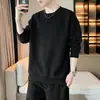 Sudadera retro estilo japonés para hombre, nuevo modelo otoño 2026, color liso texturizado resistente, manga larga para hombres jóvenes