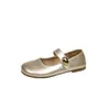 Sapatos baixos femininos 2026 novo estilo de verão, adequados para combinar com saias, mocassins de sola macia, sapatos Mary Jane femininos franceses, sapatos pequenos de couro da moda