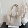 Moda de Verano 2026 Bolso de Gran Capacidad Simple de Alto Valor para Mujer Bolso Casual Retro para Hombro o Axila para Mujer