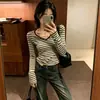 Camiseta de algodón puro con rayas color albaricoque en bloques de color, cuello en V, manga larga para mujer, colección otoño 2026, corte ajustado, favorecedora, cómoda, top básico