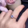 Anillo de piedra lunar natural boutique cuerpo de vidrio luz de luna azul luz azul fuerte boca suelta plata 925 incrustación de precisión 4*5