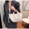 Bolsa casual de nicho estilo francês feminina 2024 nova bolsa de asas de grande capacidade para todos os tipos de viagem bolsa de ombro com axila