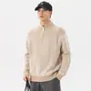Suéter masculino de tricô com gola alta, zíper parcial e padrão texturizado, design retrô estilo japonês, adequado para primavera, outono e inverno, com uma estética "old money".