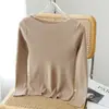 Blusa de Tricô Elegante e Fashionável Feminina 2026 Outono-Inverno, Ombro a Ombro, Manga Longa, em Algodão Branco Tendência