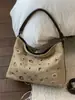Bolsas Pequeñas Retro Otoño e Invierno para Mujer 2025 Nuevo Versátil para Viajes Diarios Bolso Cruzado de Hombro a la Axila de Moda Bolso Cubo