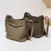 Bolsa Feminina Autêntica de Couro 2026 Mais Vendida no Exterior, Bolsa Saco Transversal de Luxo Leve, Bolsa Tote de Grande Capacidade, Bolsa de Ombro Estilo Coreano para o Dia a Dia