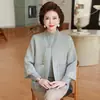 Nuevo Conjunto de Dos Piezas Tejido para Mamá Otoño 2025, Chaqueta Cardigan de Moda para Mujeres de Mediana Edad y Mayores Primavera y Otoño