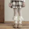 Sapatos e meias para meninas, outono e inverno, com bordas franzidas, laço e detalhes delicados de renda floral, comprimento até a panturrilha