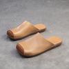 Sandalias y pantuflas Baotou de estilo nuevo de verano 2024 de Shanghai Jiedu, con diseño de cabeza cuadrada y bloques de color, estilo artístico, informales y cómodas para mujer.