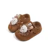 Birkenstocks de Coelho Infantil 2026 Primavera/Outono Novo Estilo Moda Menina Versátil Sapatos Pequenos de Couro Solado Macio Velcro Sapatos Pequenos