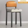 Nova cadeira de jantar acolchoada macia empilhável estilo luxo para uso doméstico, cadeira com encosto para quarto, banquinho pequeno simples, cadeira de maquiagem