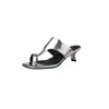 Sandalias para Mujer 2026 Verano, Elegantes y Ligeramente Sexy, Chanclas de Exterior con Hebilla Metálica, Punta de Dedo, Tacón Kitten, Sandalias Cuadradas de Piel Genuina
