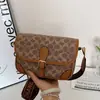 Bolsas Populares de Moda de Gama Alta para Mujer 2025 Nueva Bolsa de Enfermera Bolso Cruzado de Hombro Estampado Bolso Cuadrado Pequeño Versátil