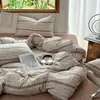 Conjunto de cuatro piezas de algodón tejido floral fresco y delicado, suave y acogedor para dormir sin nada, funda de edredón, sábana, juego de ropa de cama de tres piezas para dormitorio de estudiante